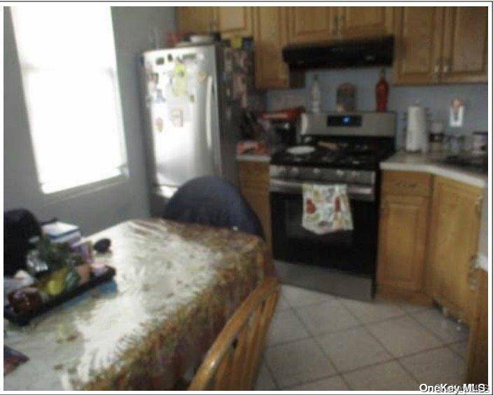 43-14 21st AVE, Astoria, NY 11105