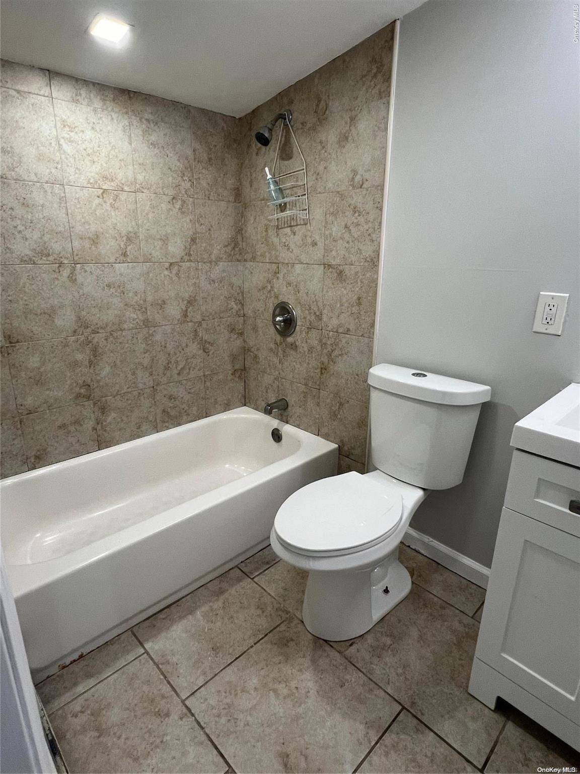 90 Bushwick AVE, Central Islip, NY 11722