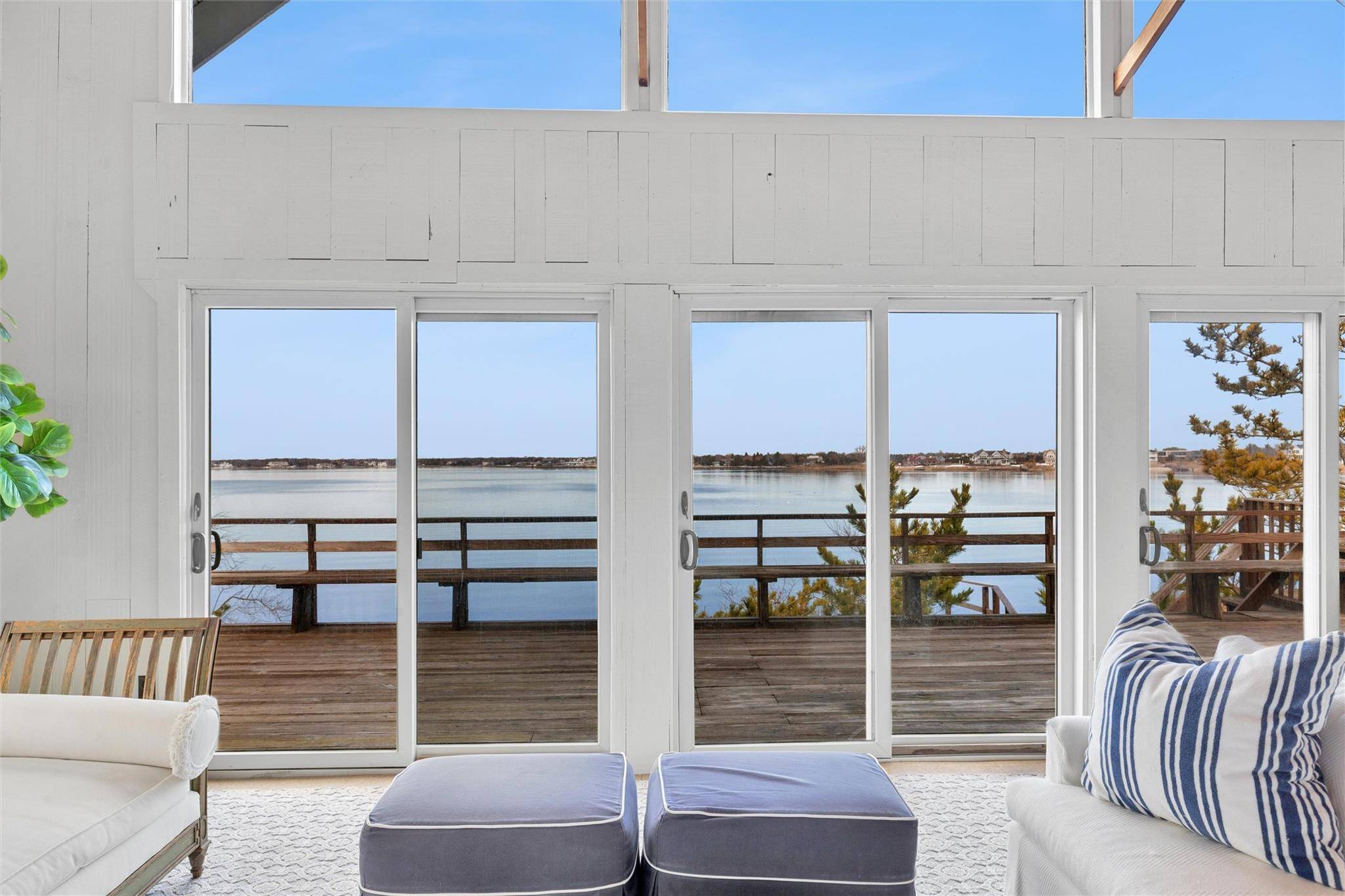 298 DUNE RD, Westhampton Beach, NY 11978