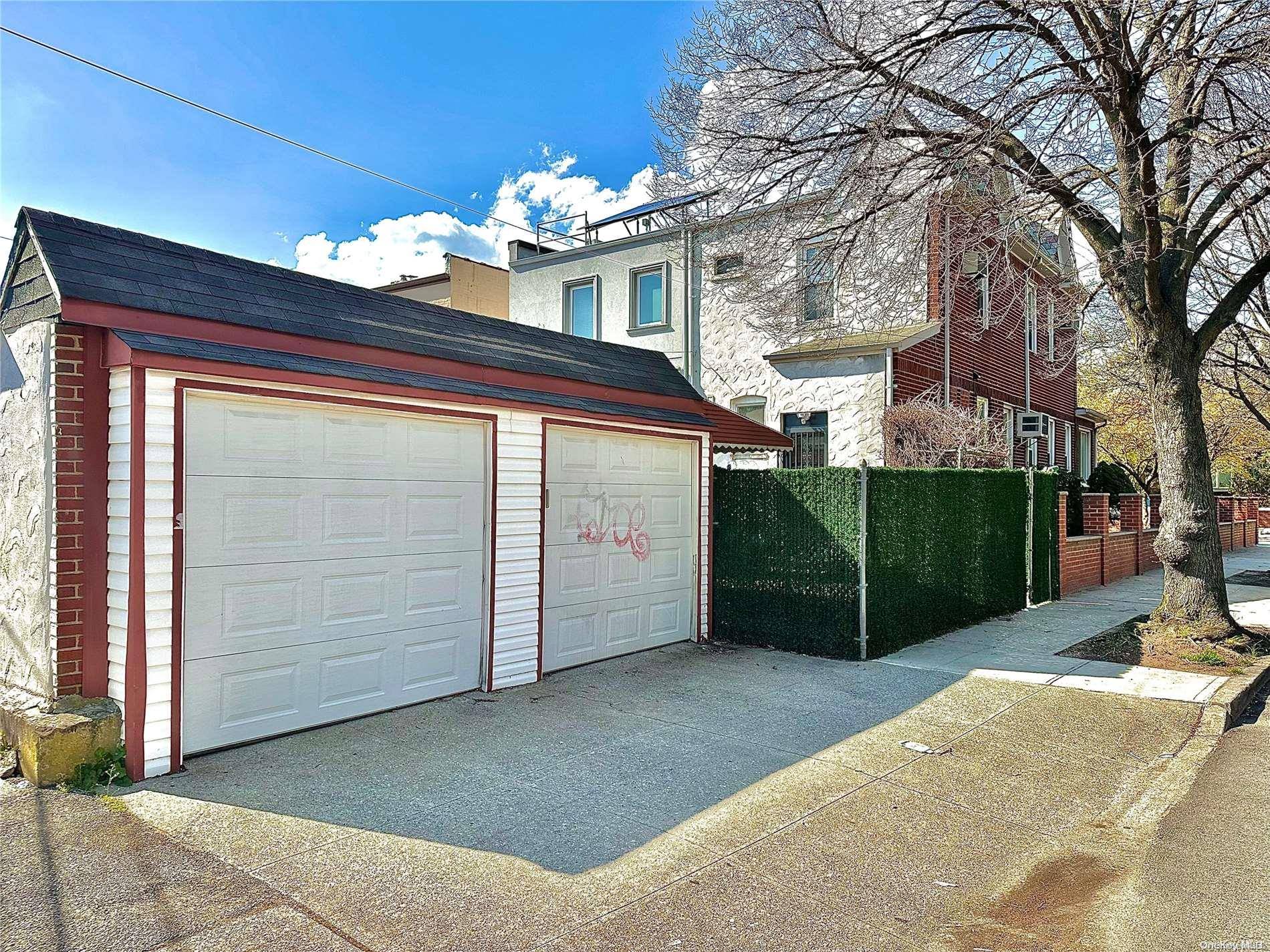 85-62 67th DR, Rego Park, NY 11374