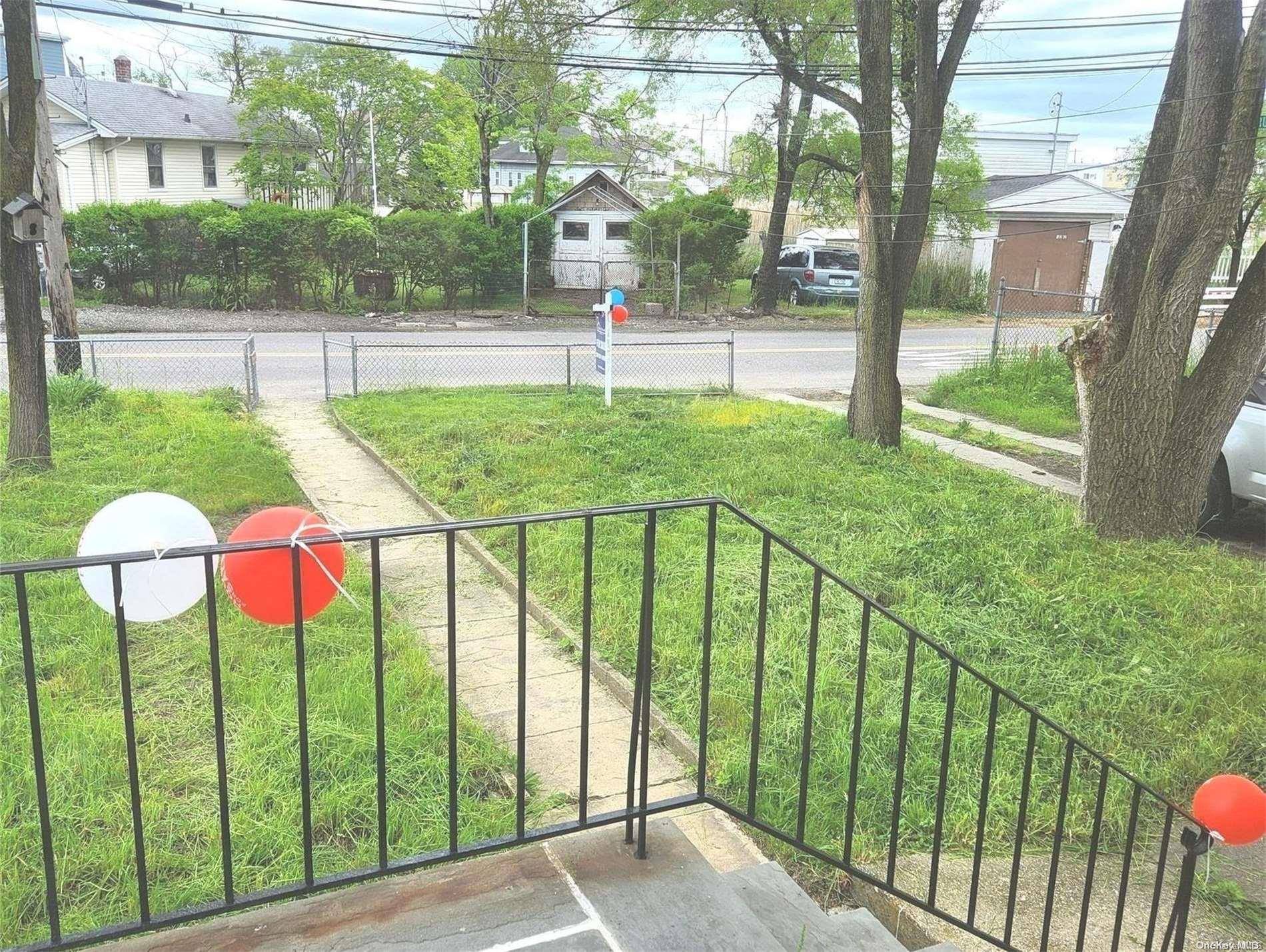102-07 Russell ST, Howard Beach, NY 11414