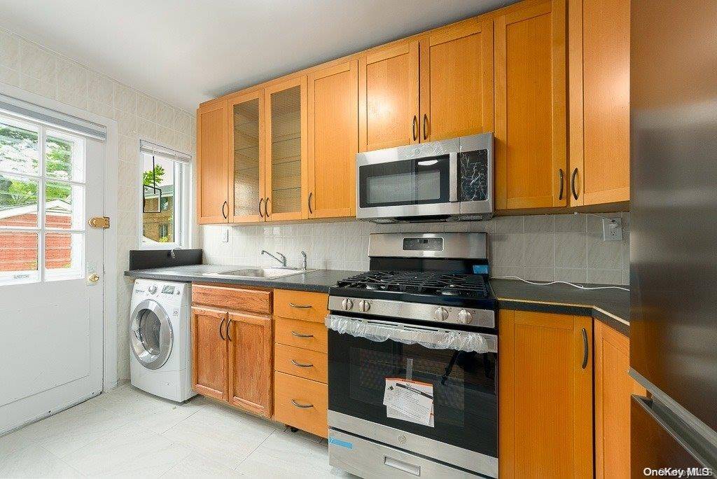 21608 67th Ave BLVD #Duplex, Oakland Gardens, NY 11364