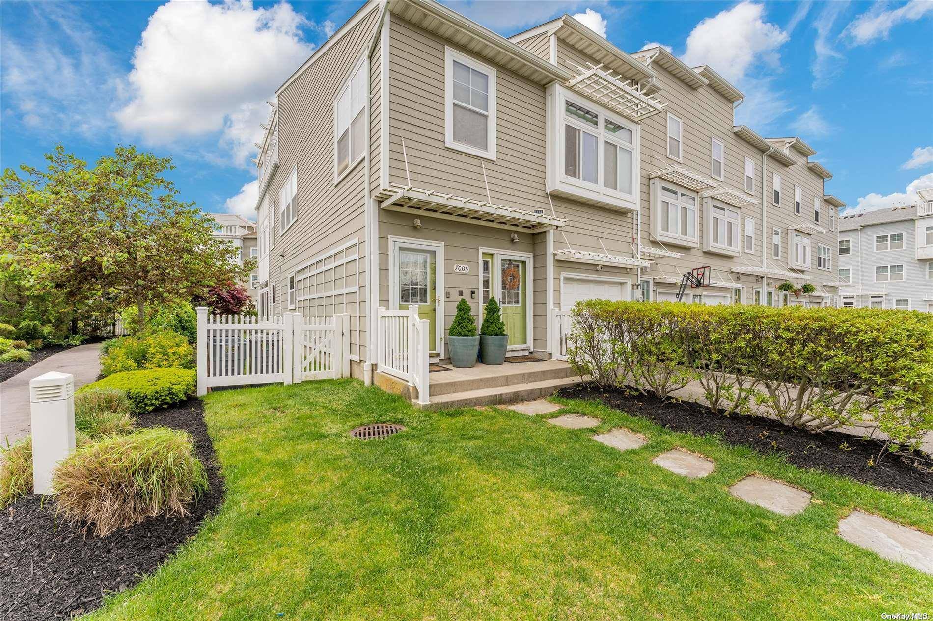 70-05 Catamaran WAY, Arverne, NY 11692