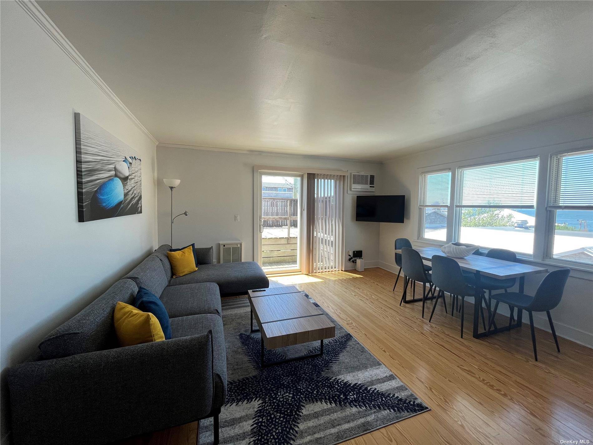 786 Evergreen WALK, Ocean Beach, NY 11770