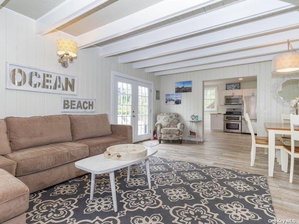 192 Cottage WALK, Ocean Beach, NY 11770