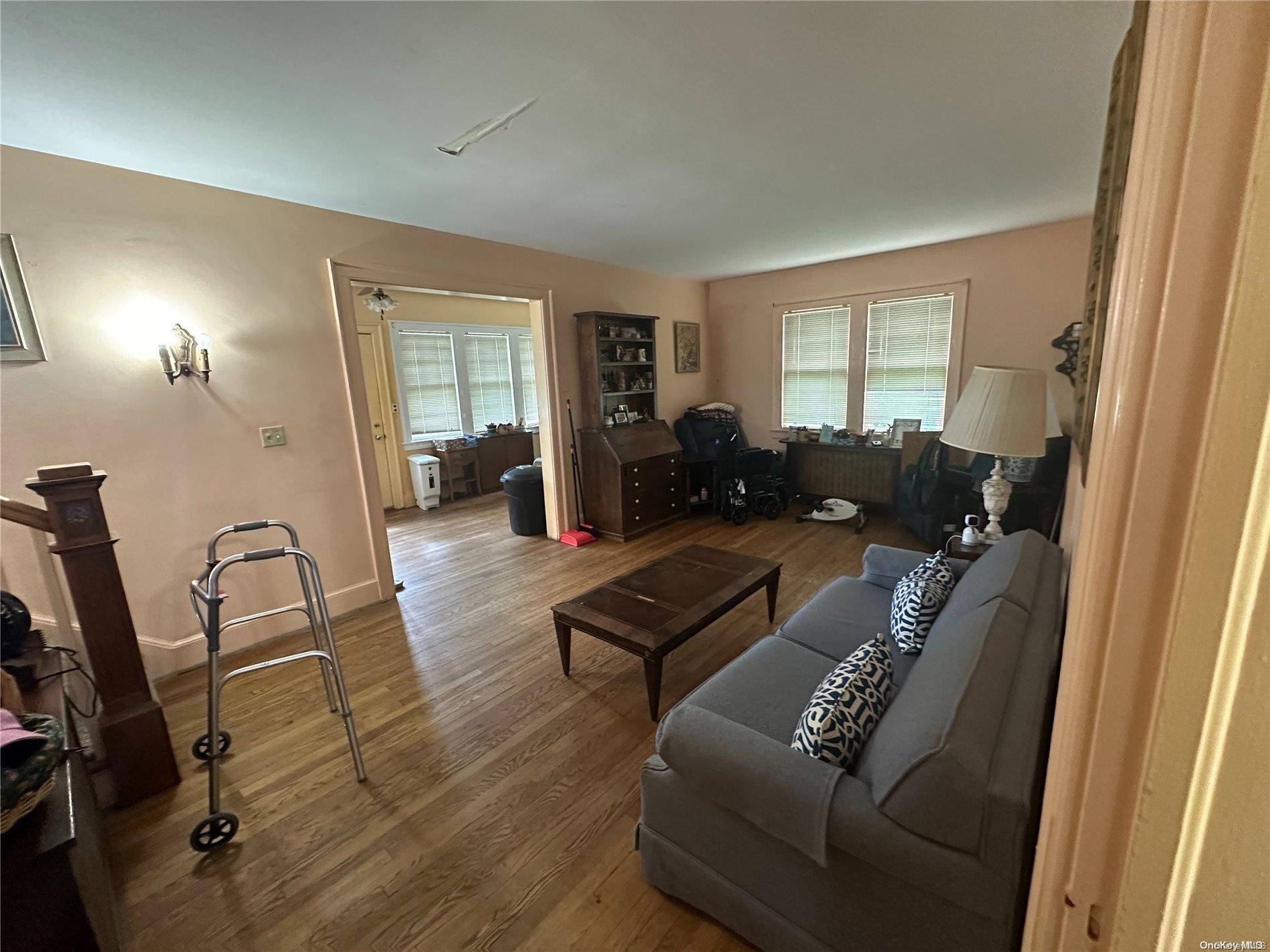 7 Hayden AVE, Great Neck, NY 11024