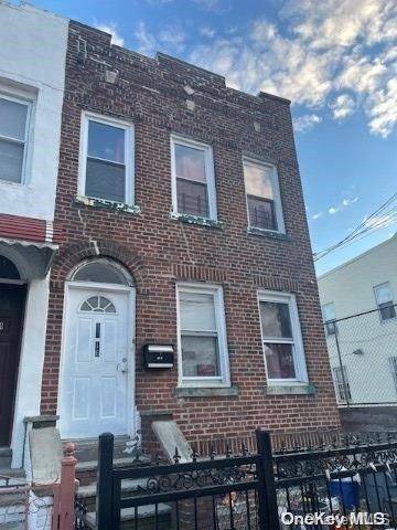 97-16 32nd AVE, East Elmhurst, NY 11369