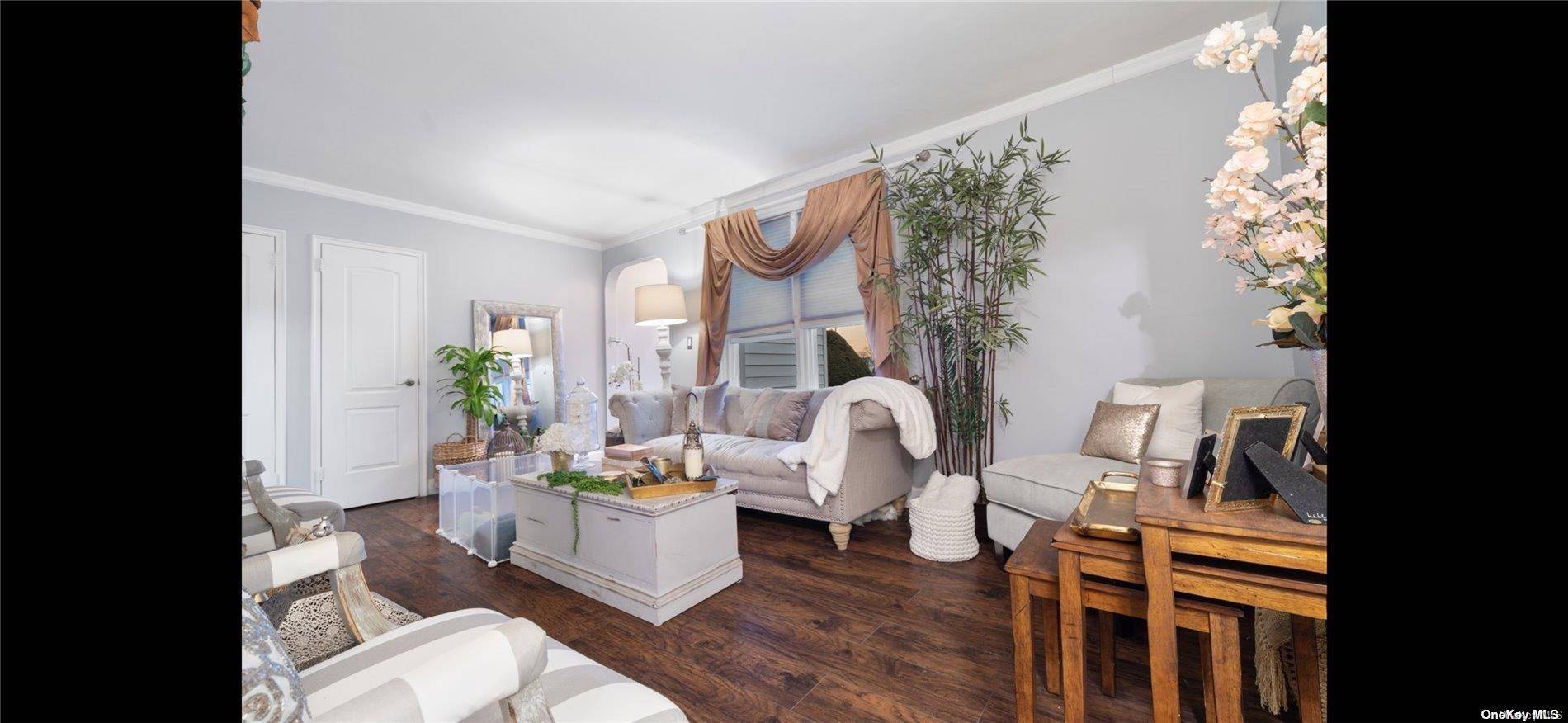 494 S Ocean Ave #1H, Freeport, NY 11520