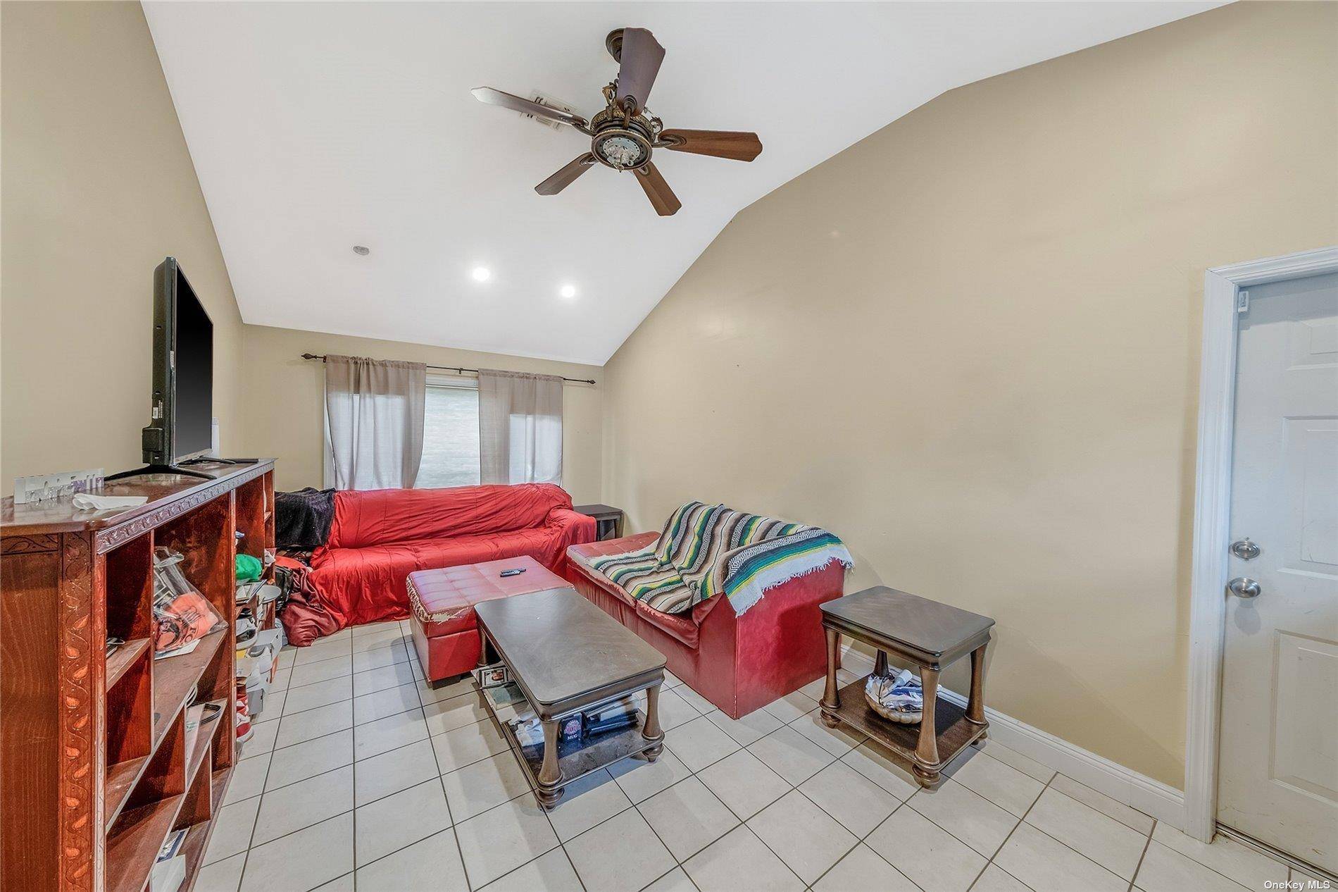 263 N Park DR, Massapequa, NY 11758