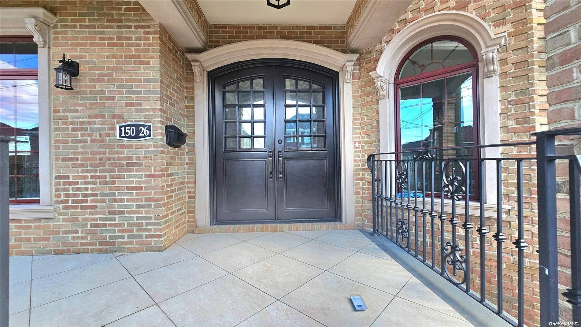 150-26 Sullivan DR, Whitestone, NY 11357