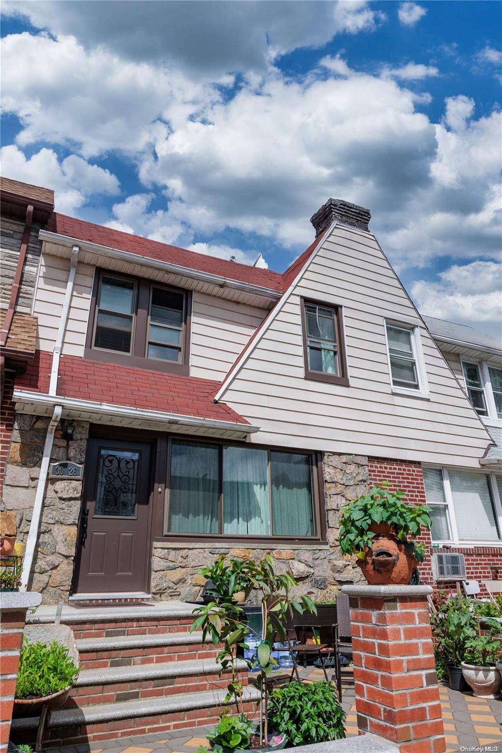 30-26 87th ST, East Elmhurst, NY 11369
