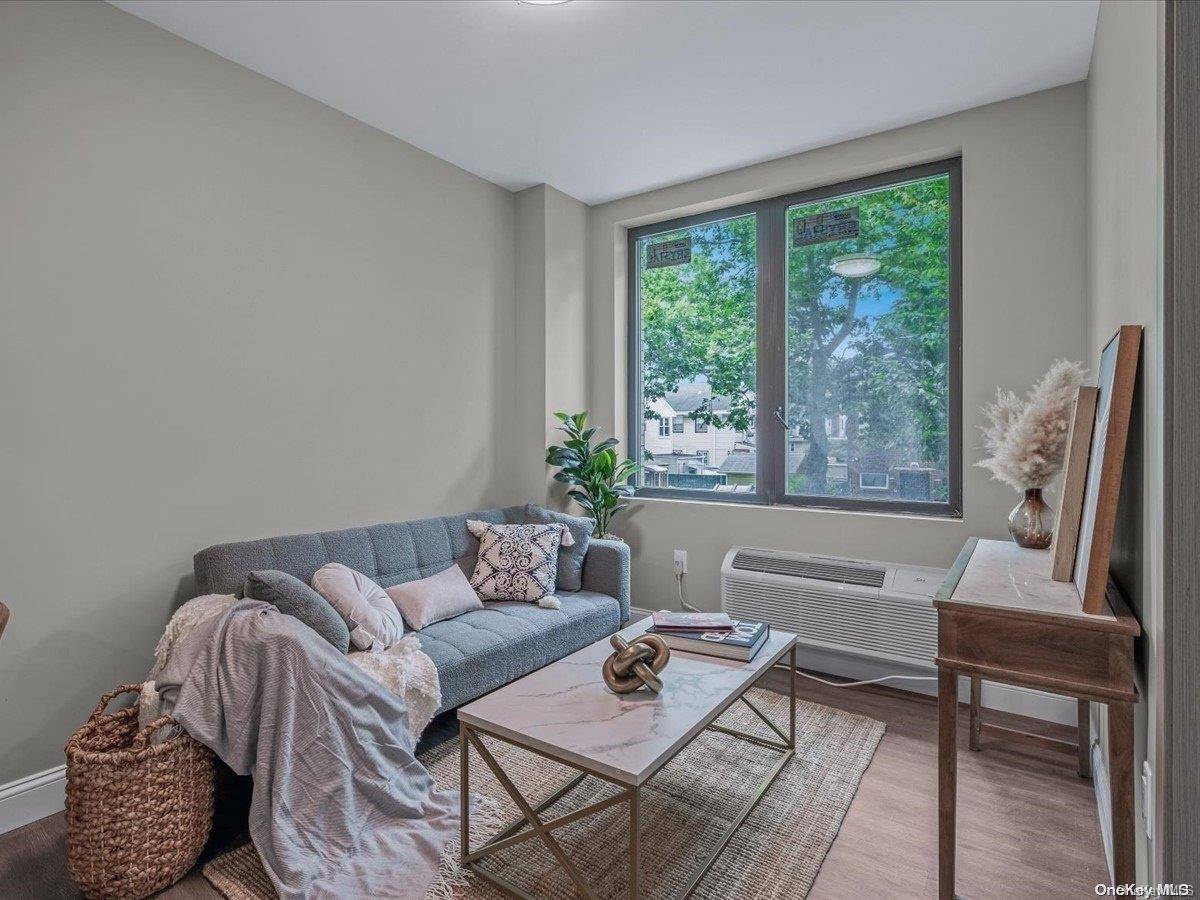 163-07 72nd AVE #2D, Fresh Meadows, NY 11365