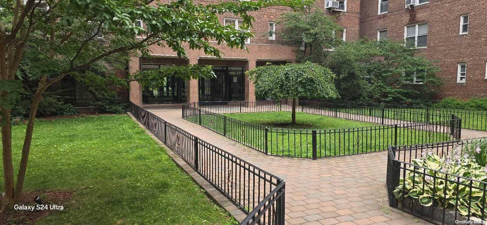 105-37 65 AVE #1C, Forest Hills, NY 11375