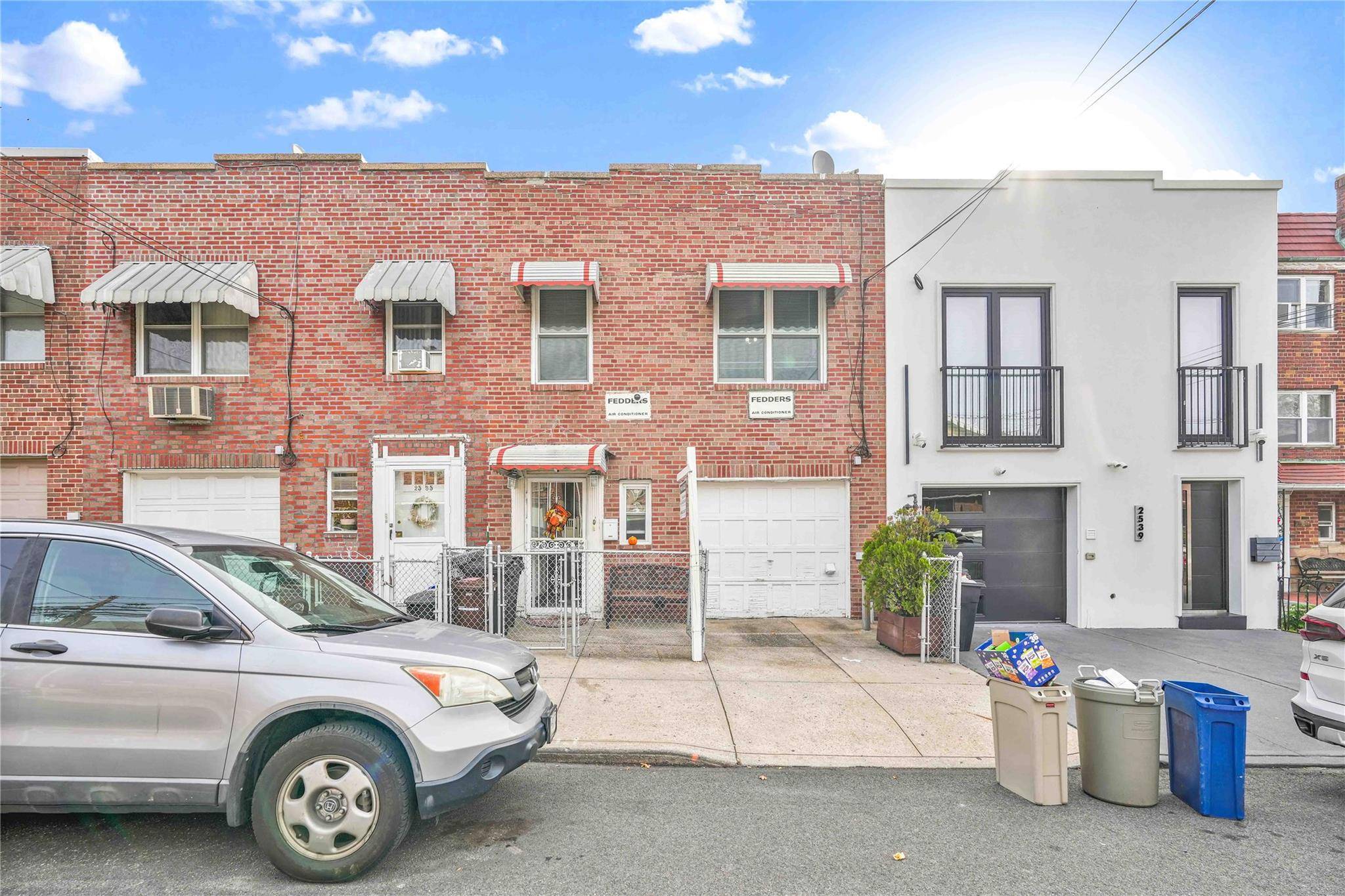 25-37 48th ST, Astoria, NY 11103