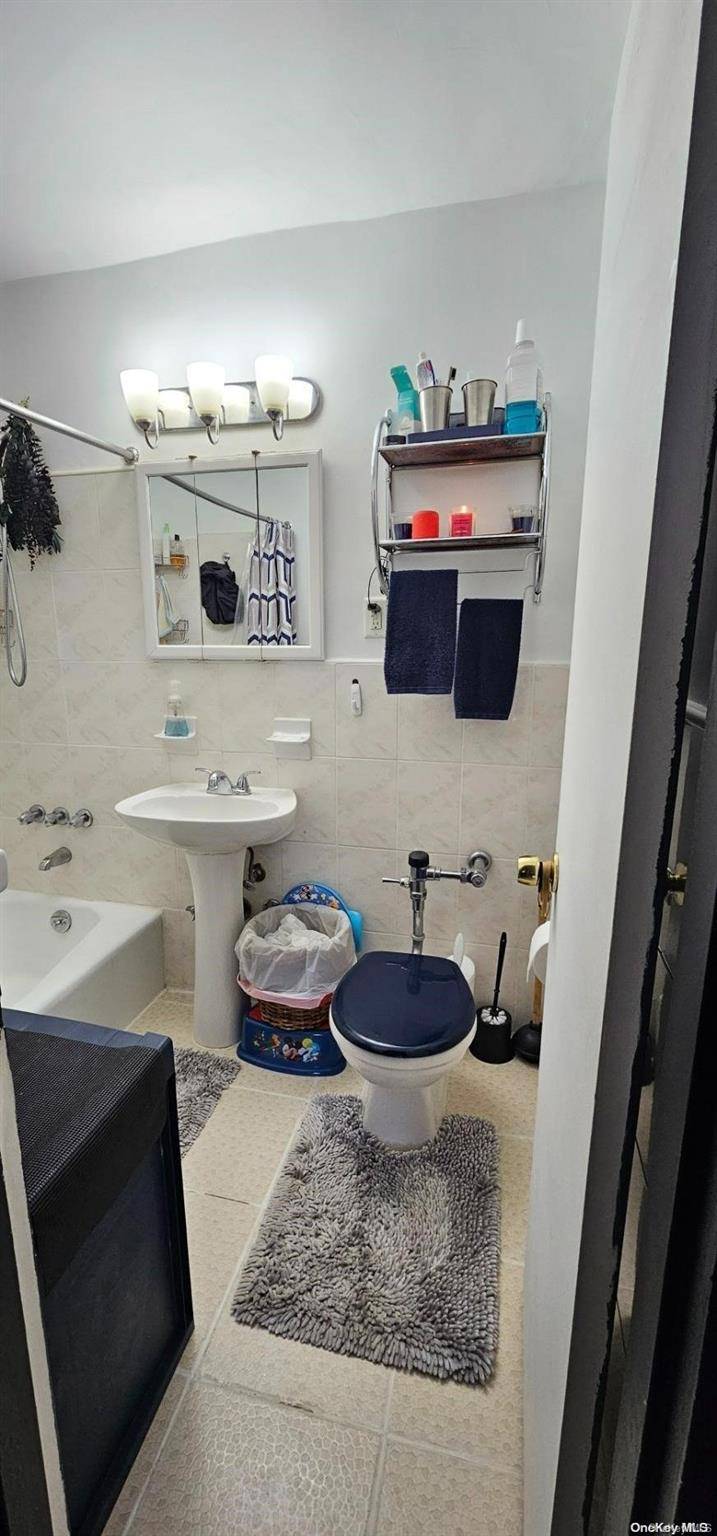 1275 E 51 Street #3A, Brooklyn, NY 11234