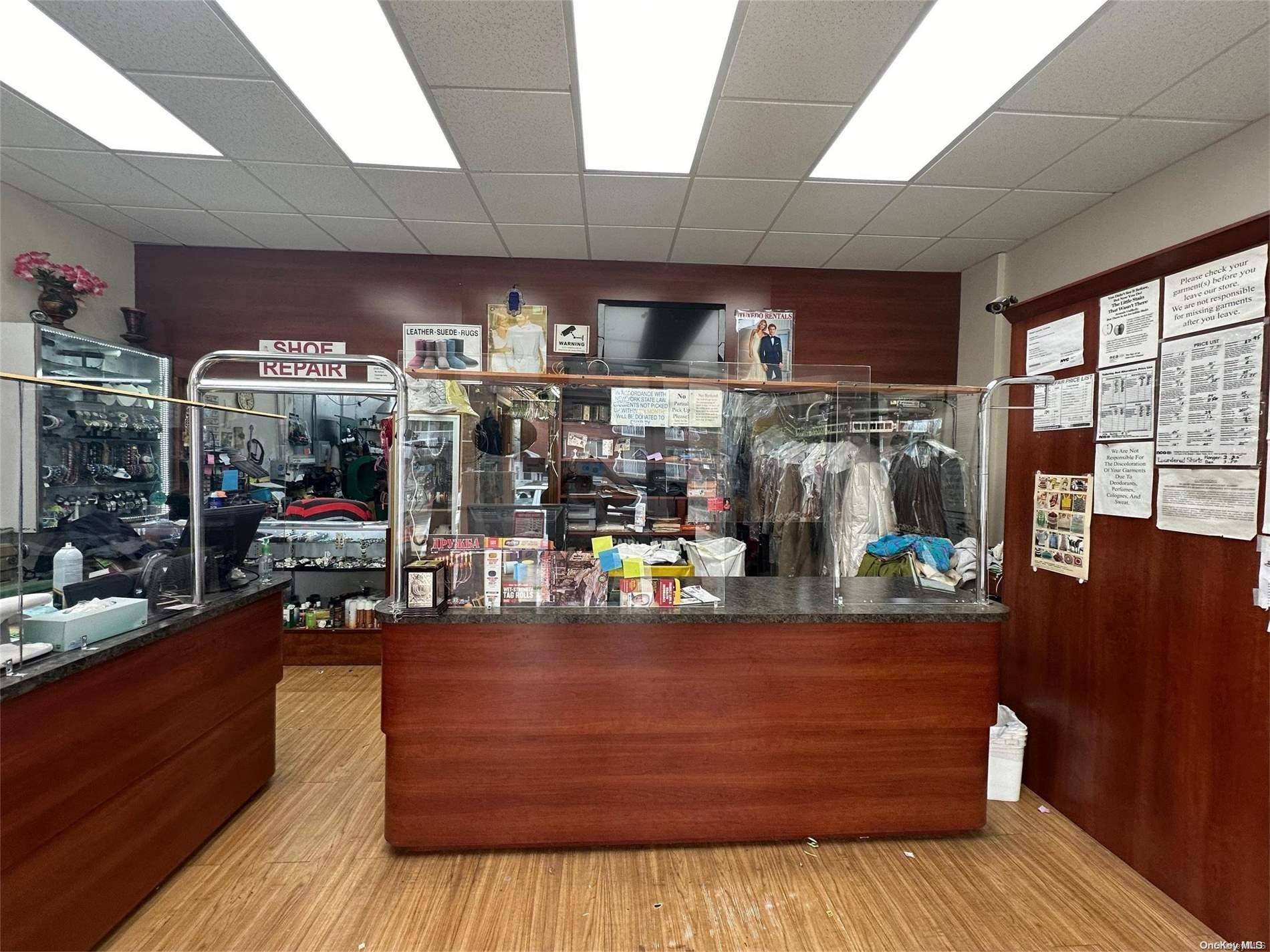 147-07 Union Turnpike, Kew Garden Hills, NY 11367