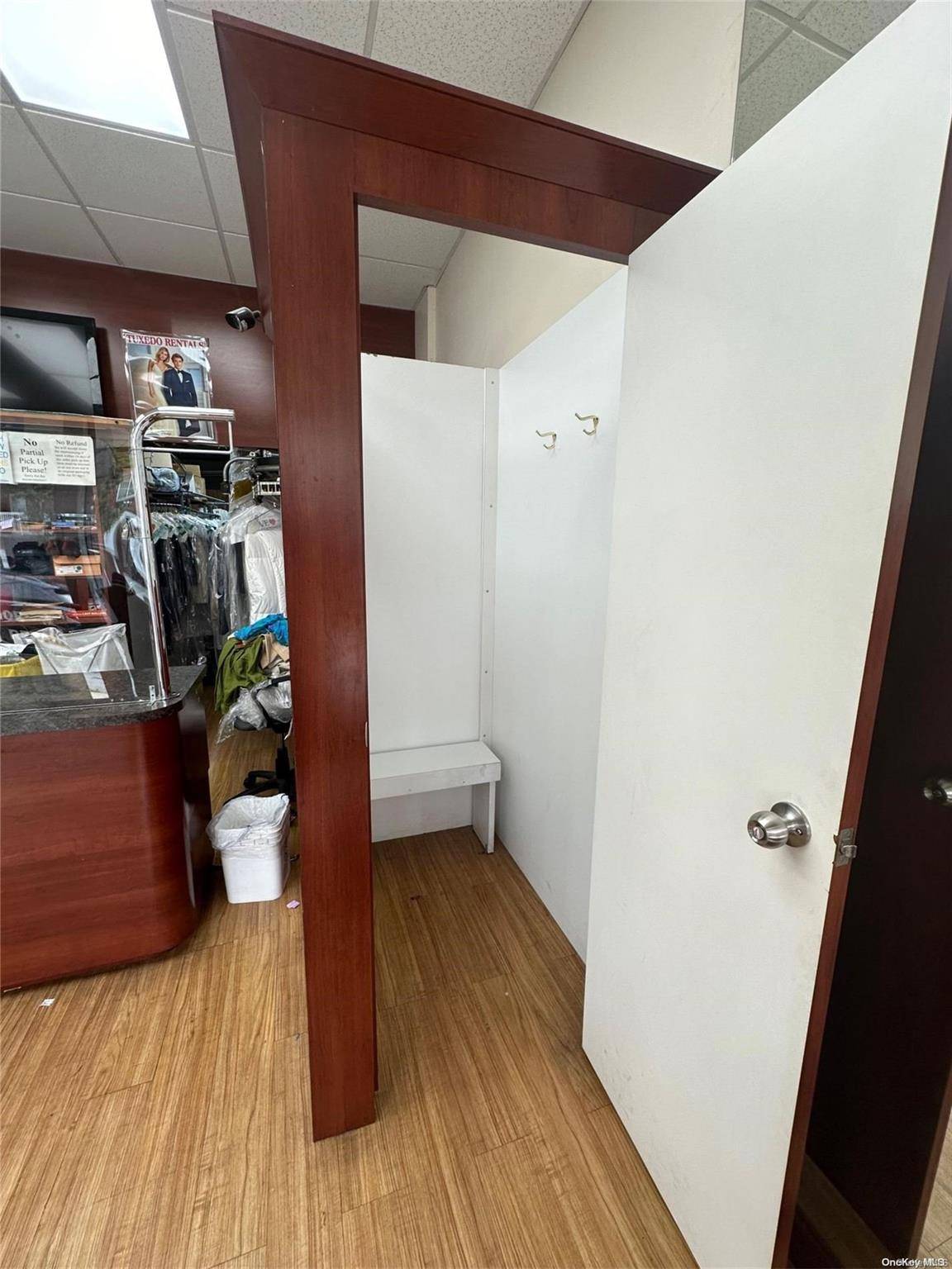 147-07 Union Turnpike, Kew Garden Hills, NY 11367