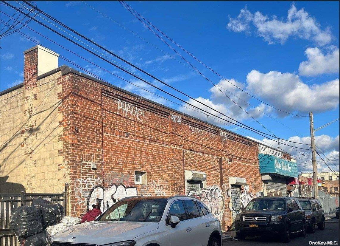 101-23 44th AVE, Corona, NY 11368