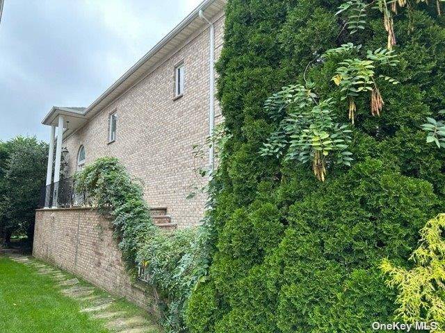 150-123 Powells Cove BLVD, Whitestone, NY 11357