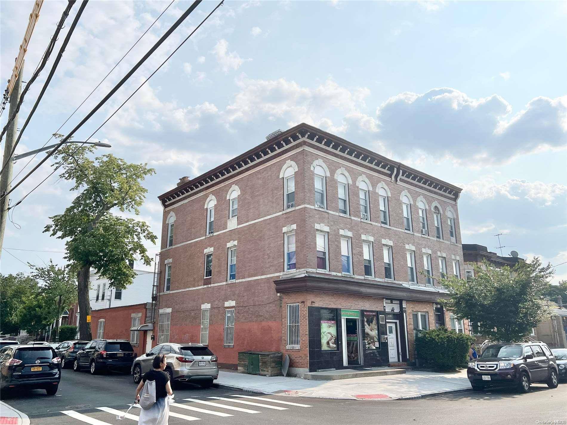 123-18 18th AVE, College Point, NY 11356