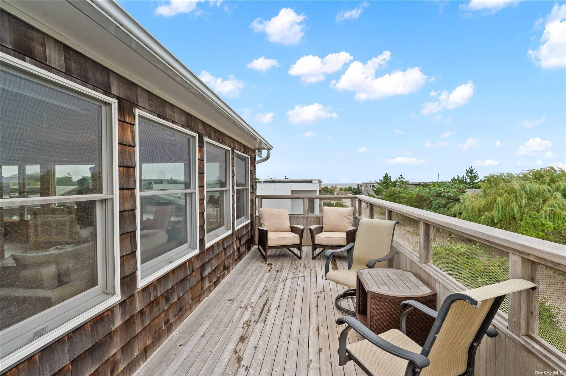 32 Schooner WALK, Ocean Beach, NY 11770