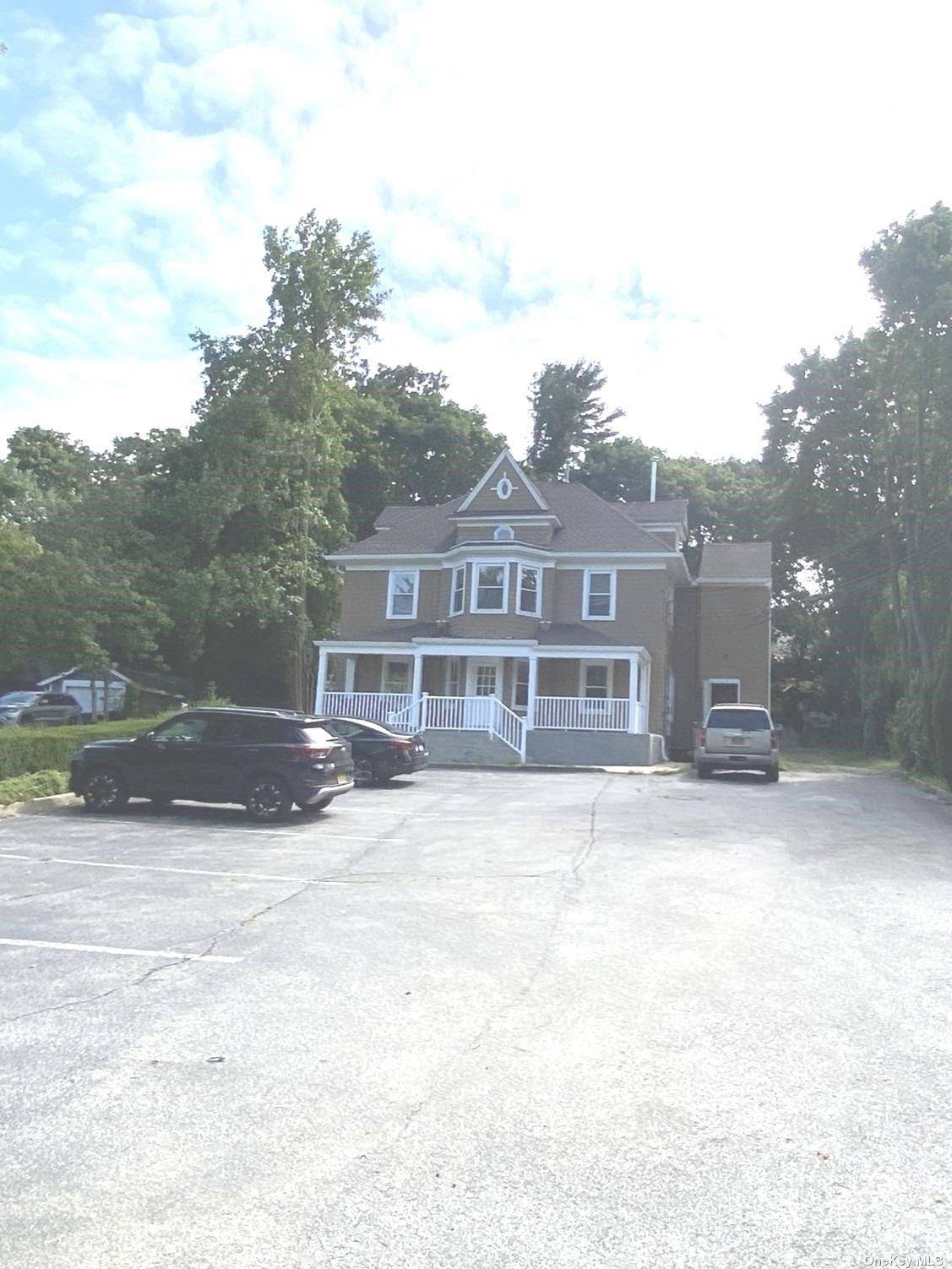 490 Main ST, Northport, NY 11768
