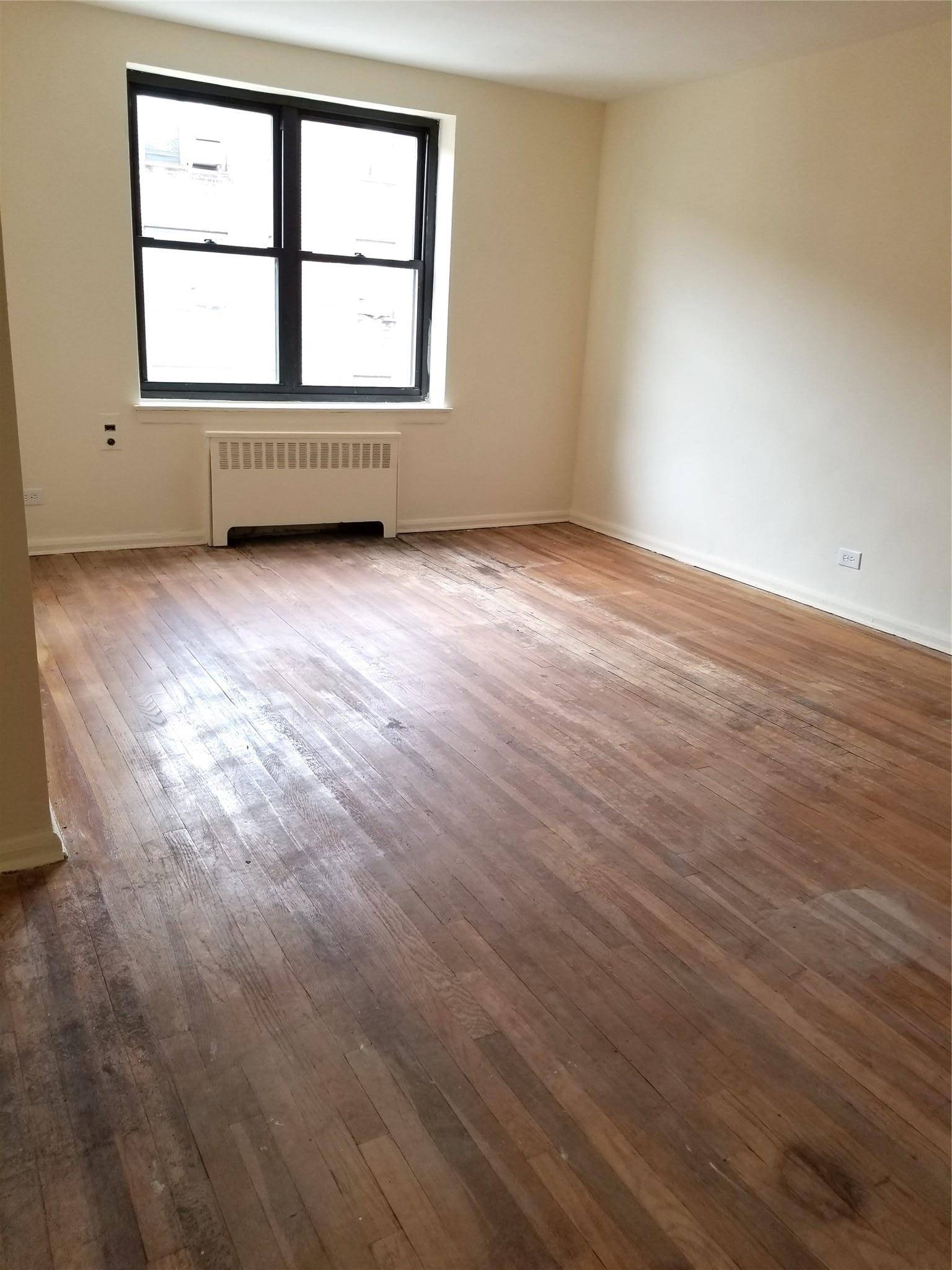 32-20 92 ST #D507, East Elmhurst, NY 11369