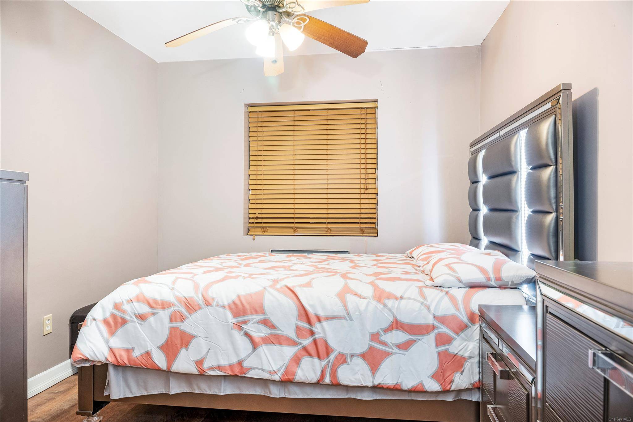 197-21 Carpenter AVE #1G, Jamaica, NY 11423