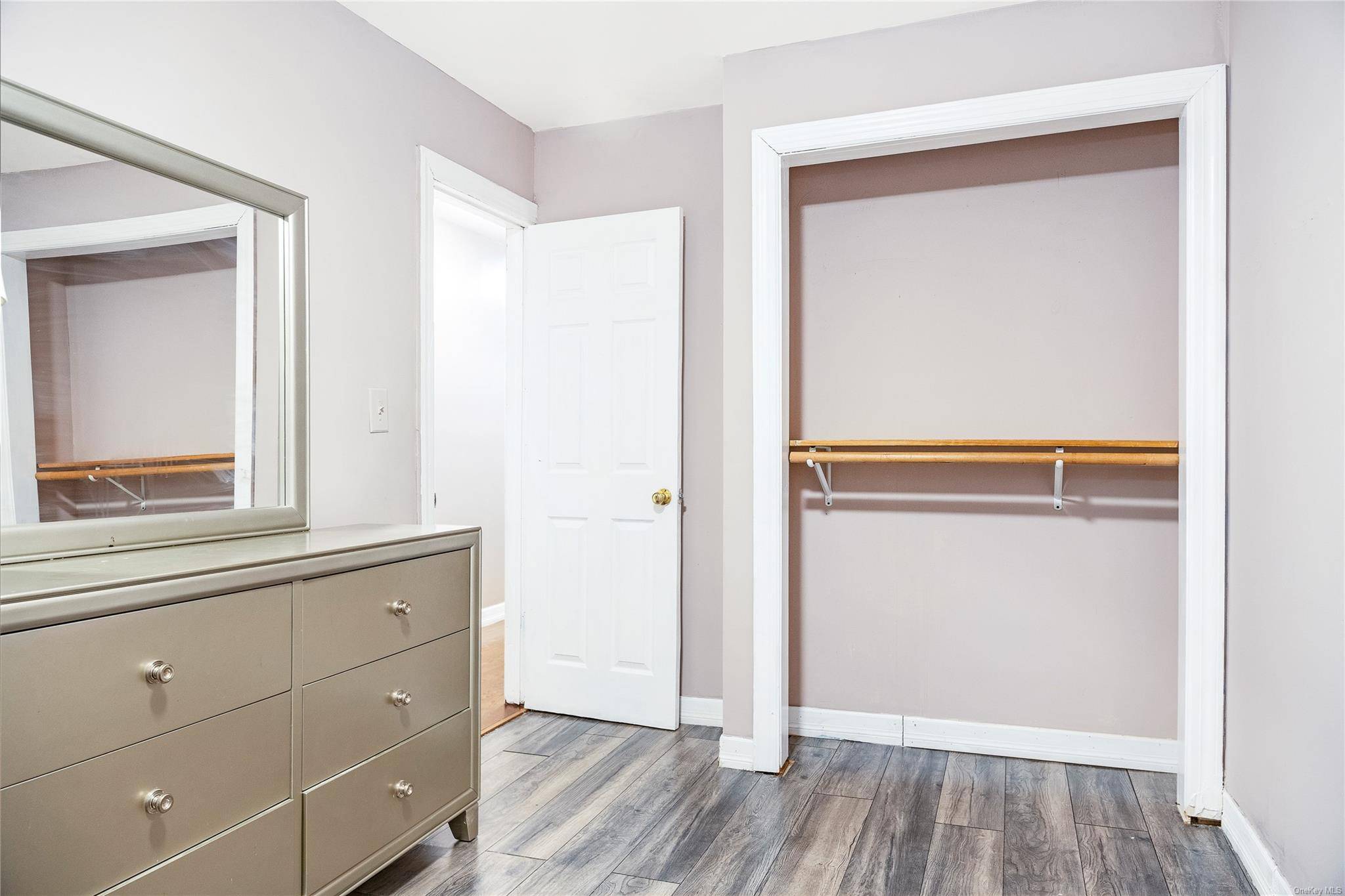 197-21 Carpenter AVE #1G, Jamaica, NY 11423