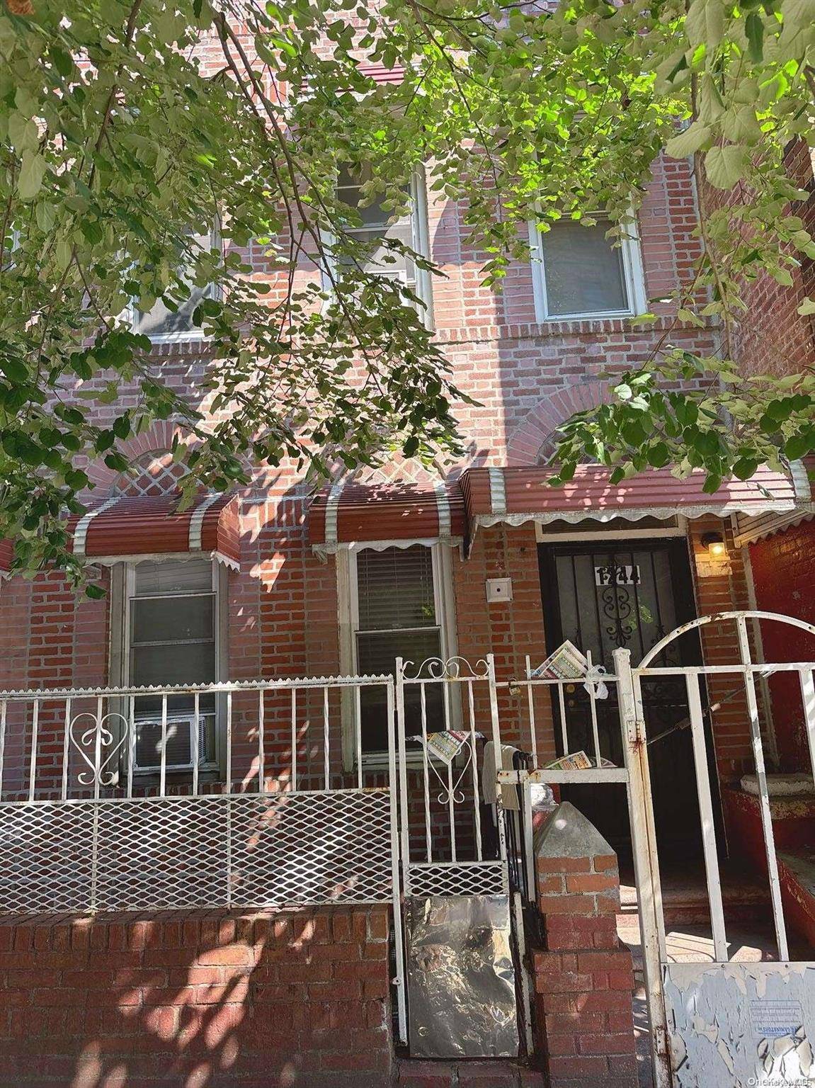 1244 Stratford AVE, Bronx, NY 10472