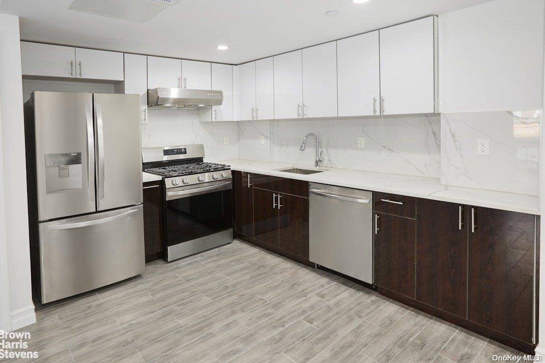65-18 Austin ST #2E, Rego Park, NY 11374