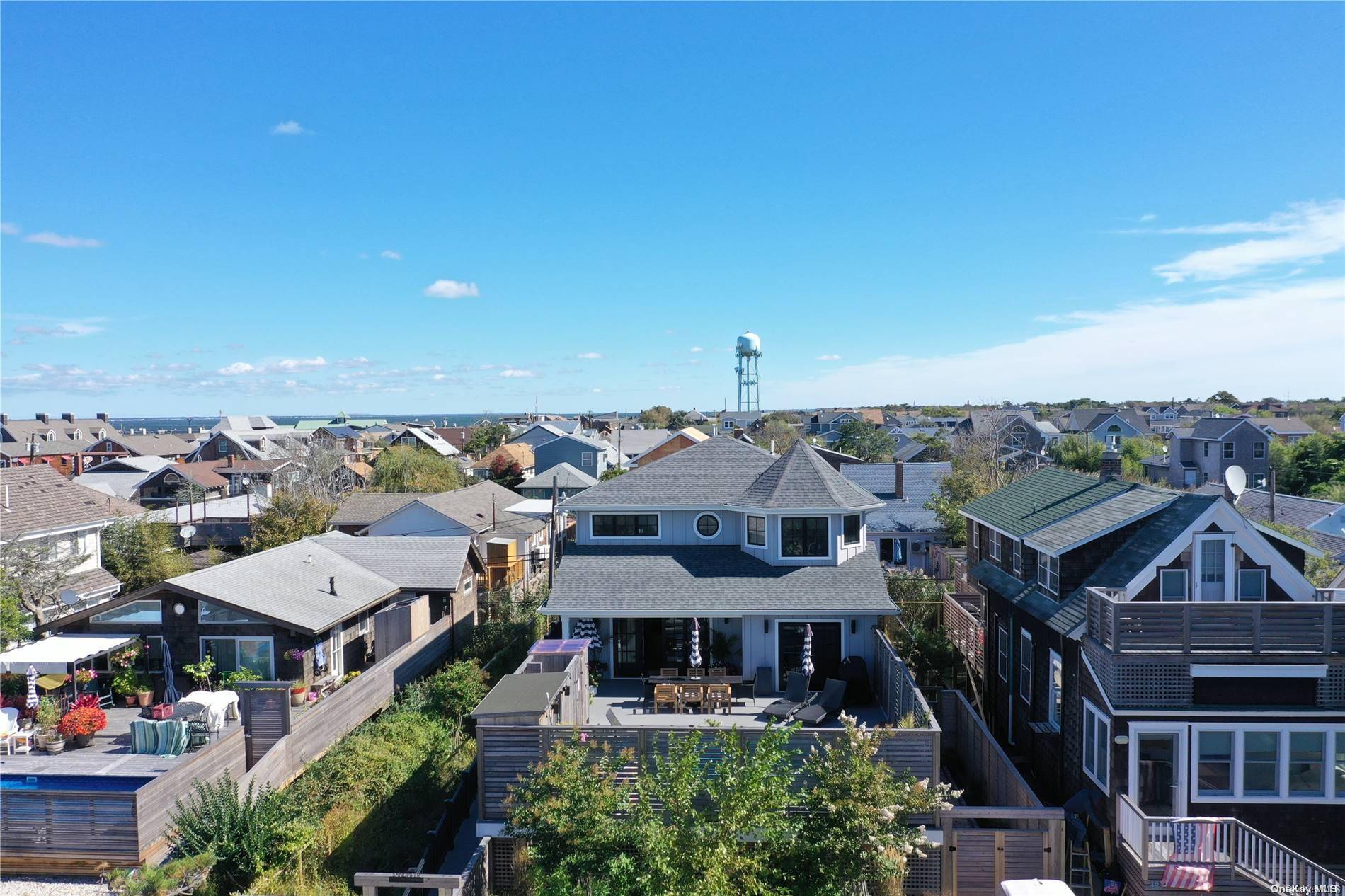 181 Wilmot RD, Ocean Beach, NY 11770