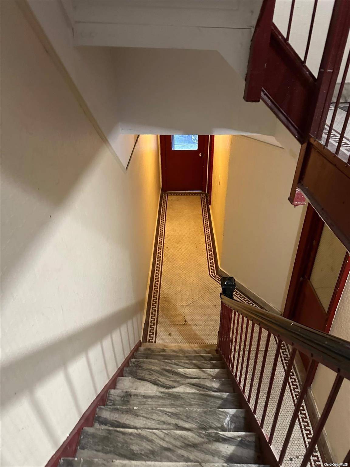 23-16/20 29th AVE, Astoria, NY 11102
