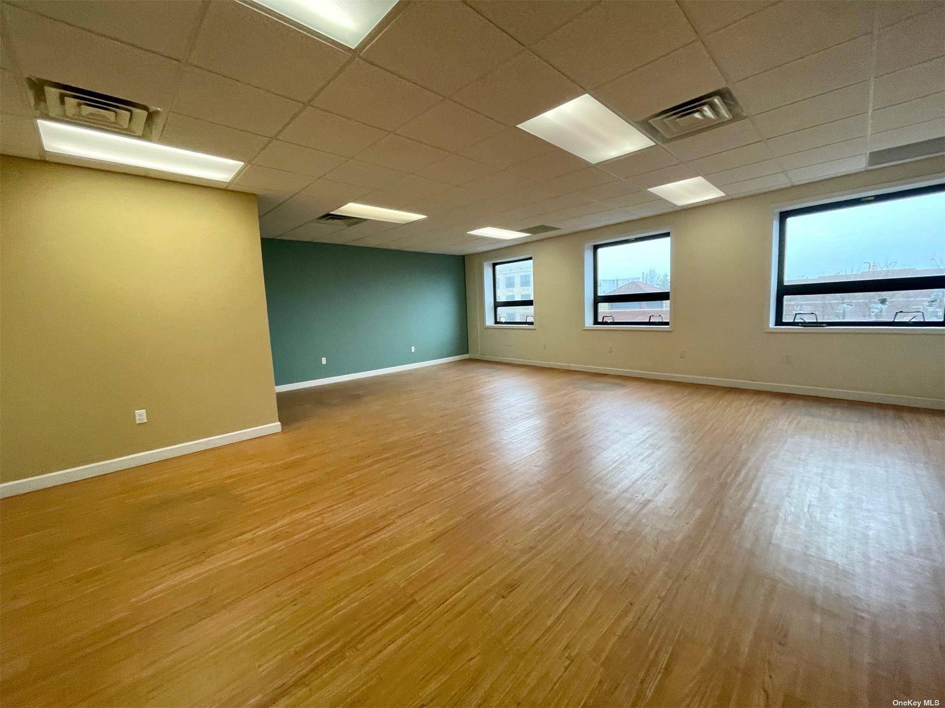 214-25 42nd AVE, Bayside, NY 11361
