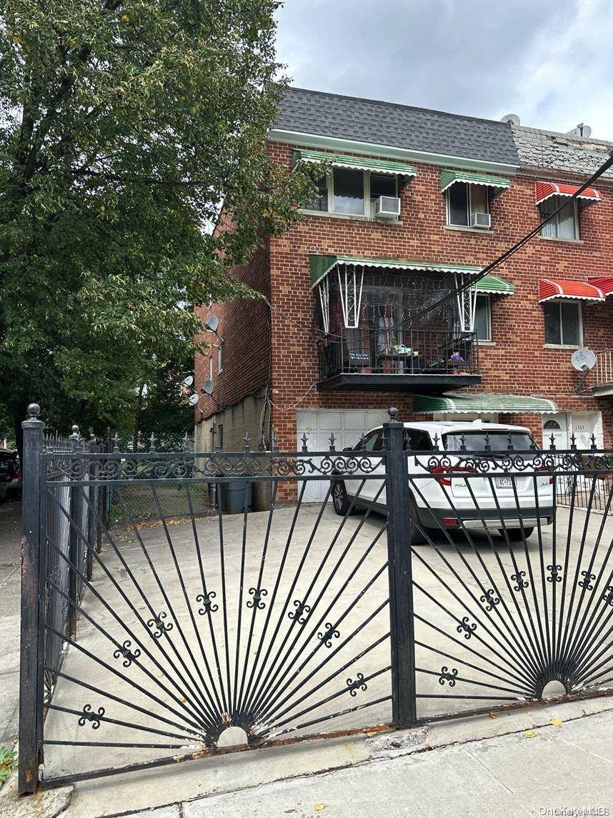1761 Watson AVE, Bronx, NY 10472