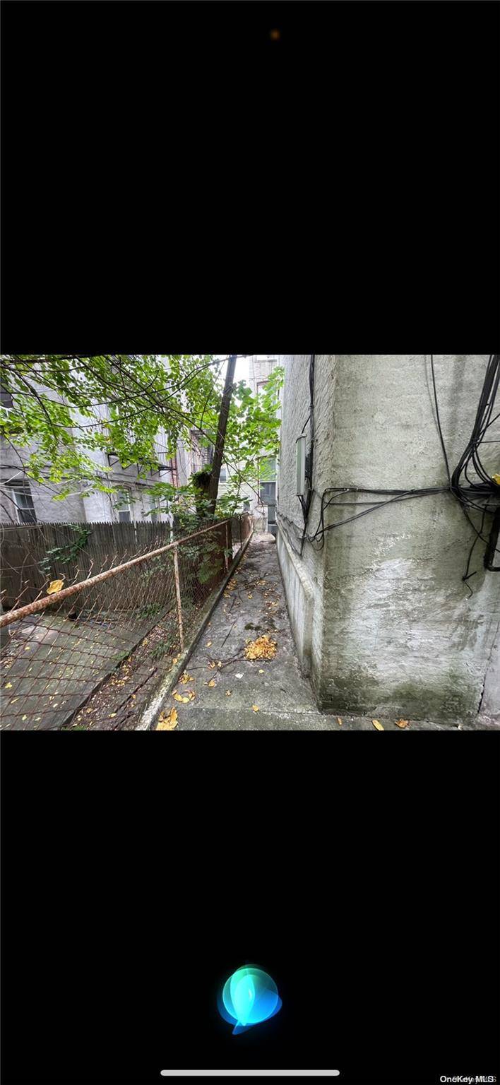 689 Lincoln #4A, Brooklyn, NY 11216