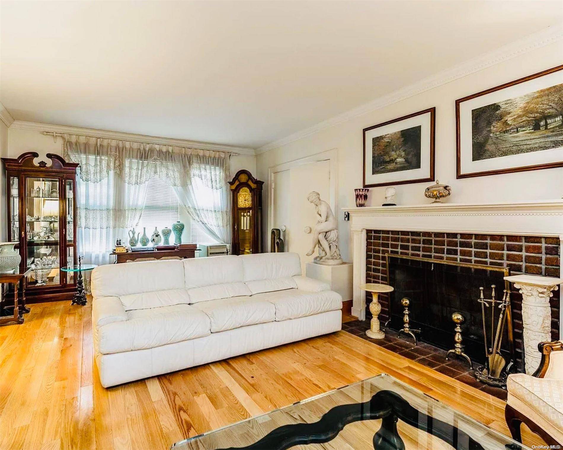 33-02 Parsons BLVD, Flushing, NY 11354