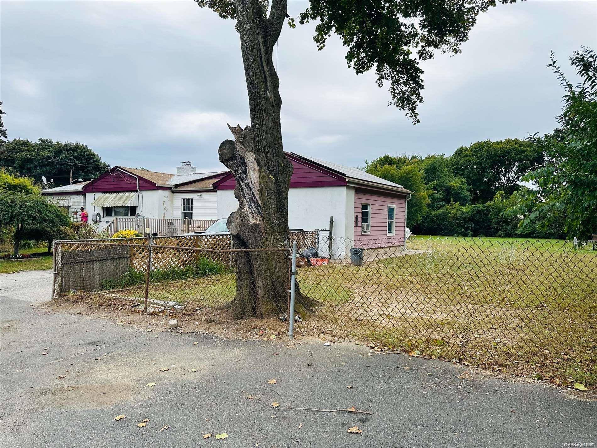 110 Brightside AVE, Central Islip, NY 11722