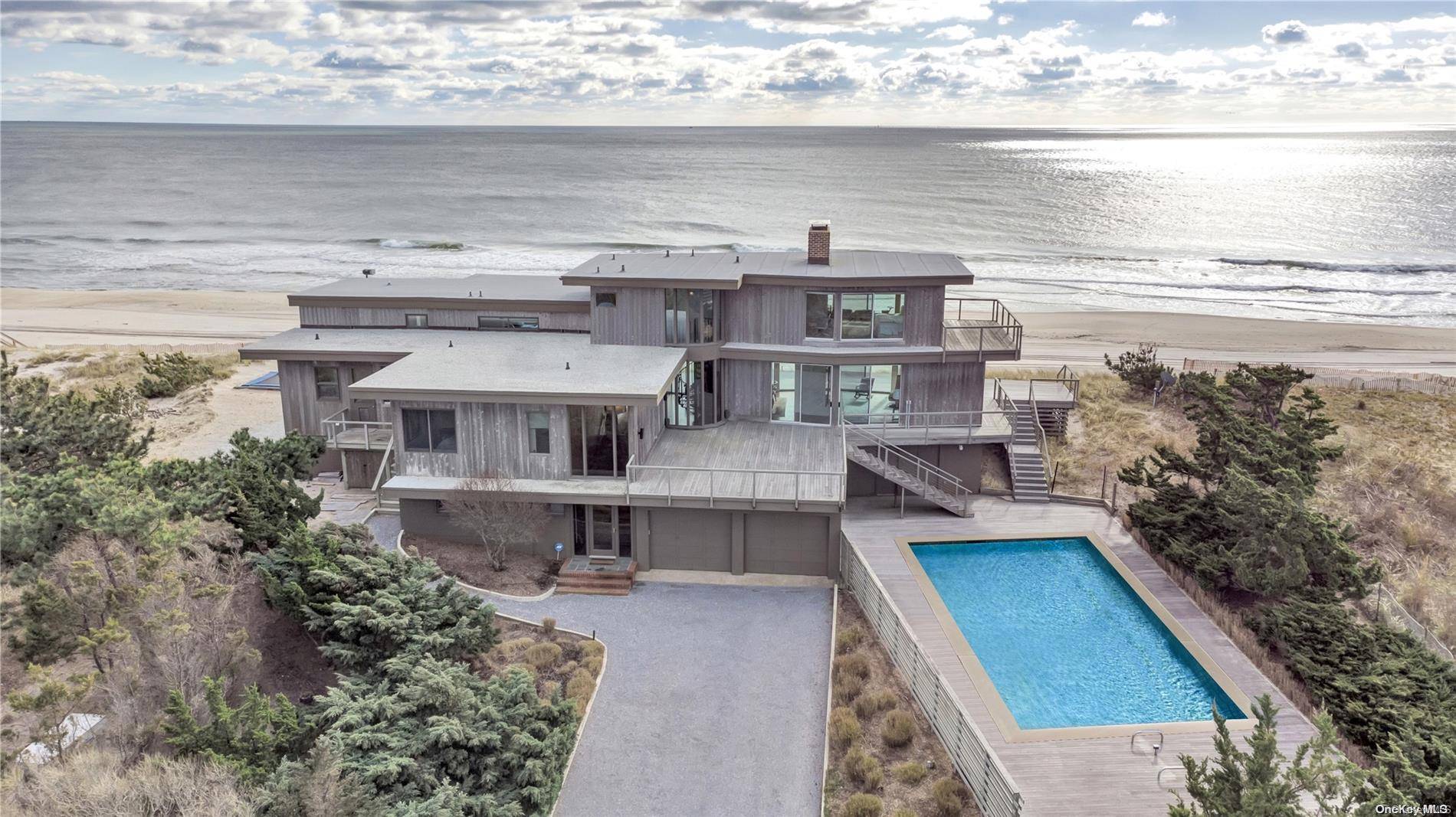 222 Dune, Quogue, NY 11959