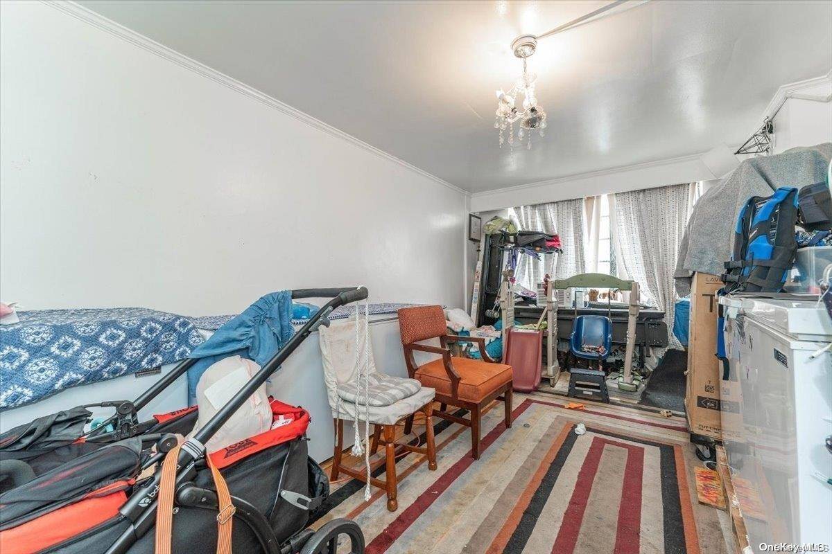 132-25 Avery AVE, Flushing, NY 11355