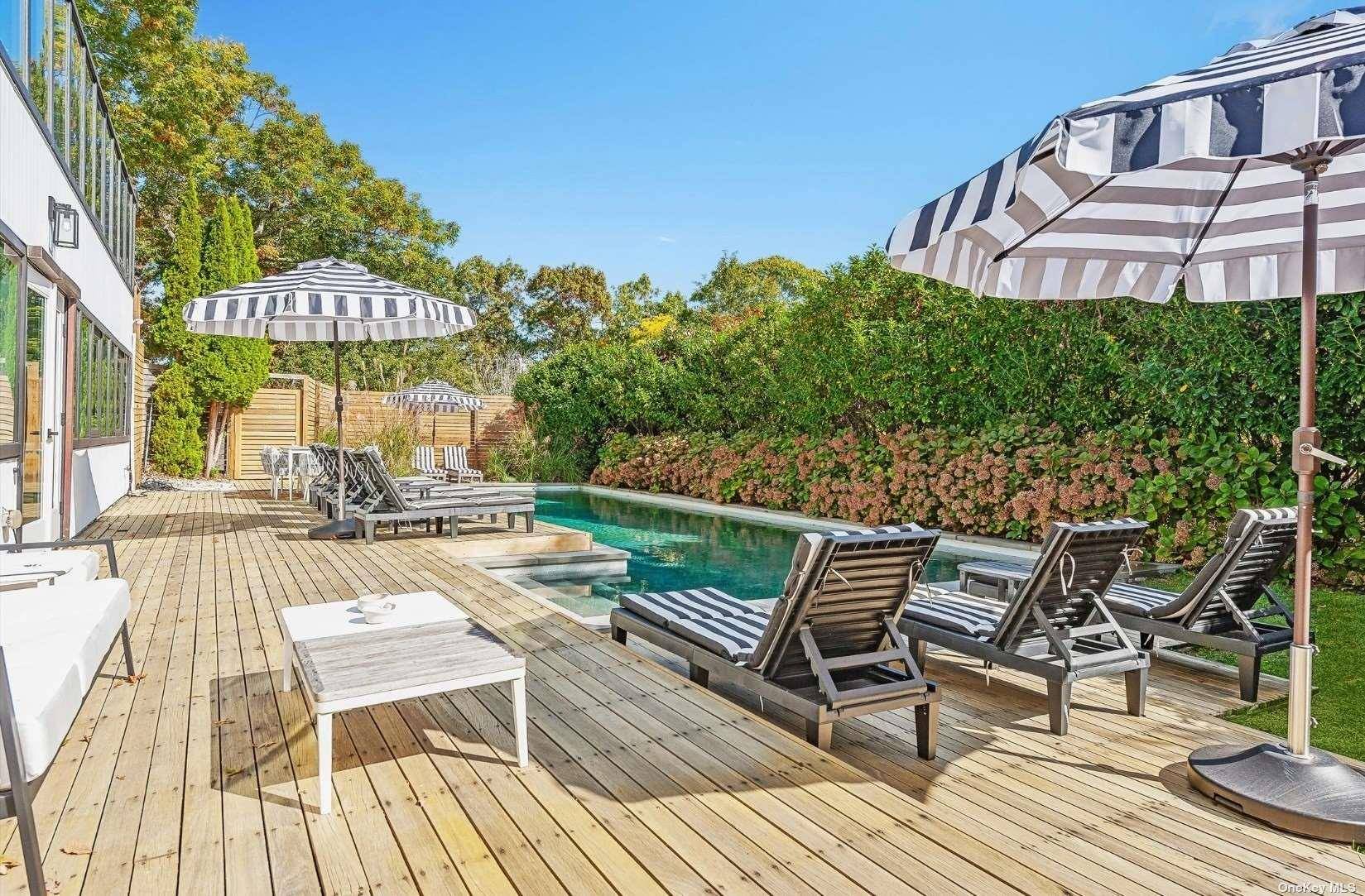 69 Three Mile Harbor DR, East Hampton, NY 11937