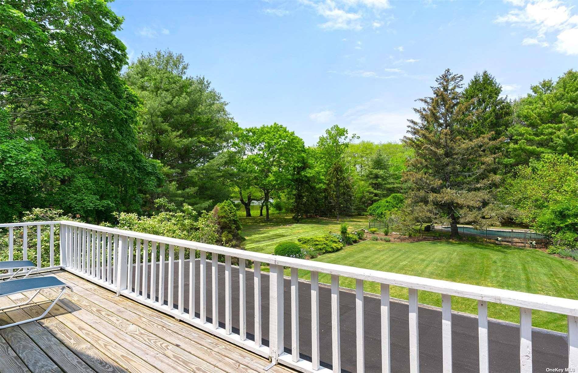 61 Lower 7 Ponds RD, Water Mill, NY 11976