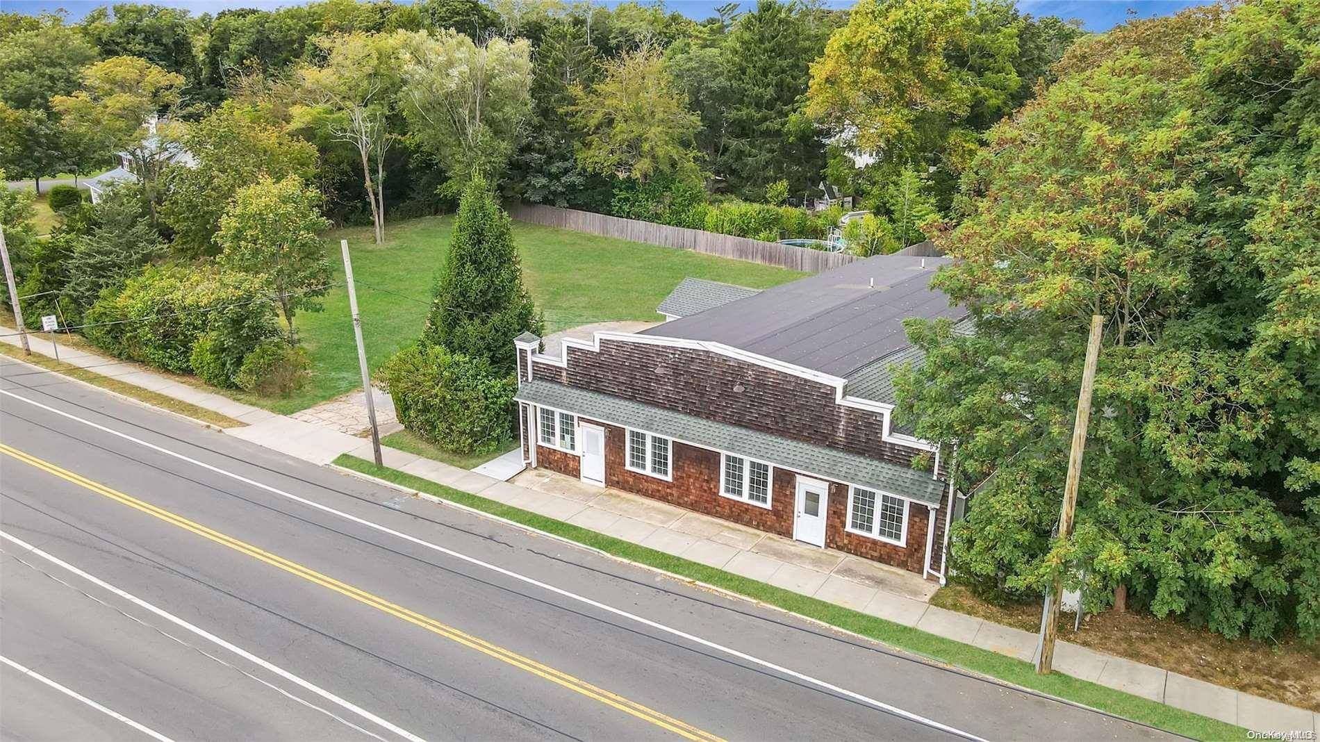 533 Montauk HWY, East Moriches, NY 11940