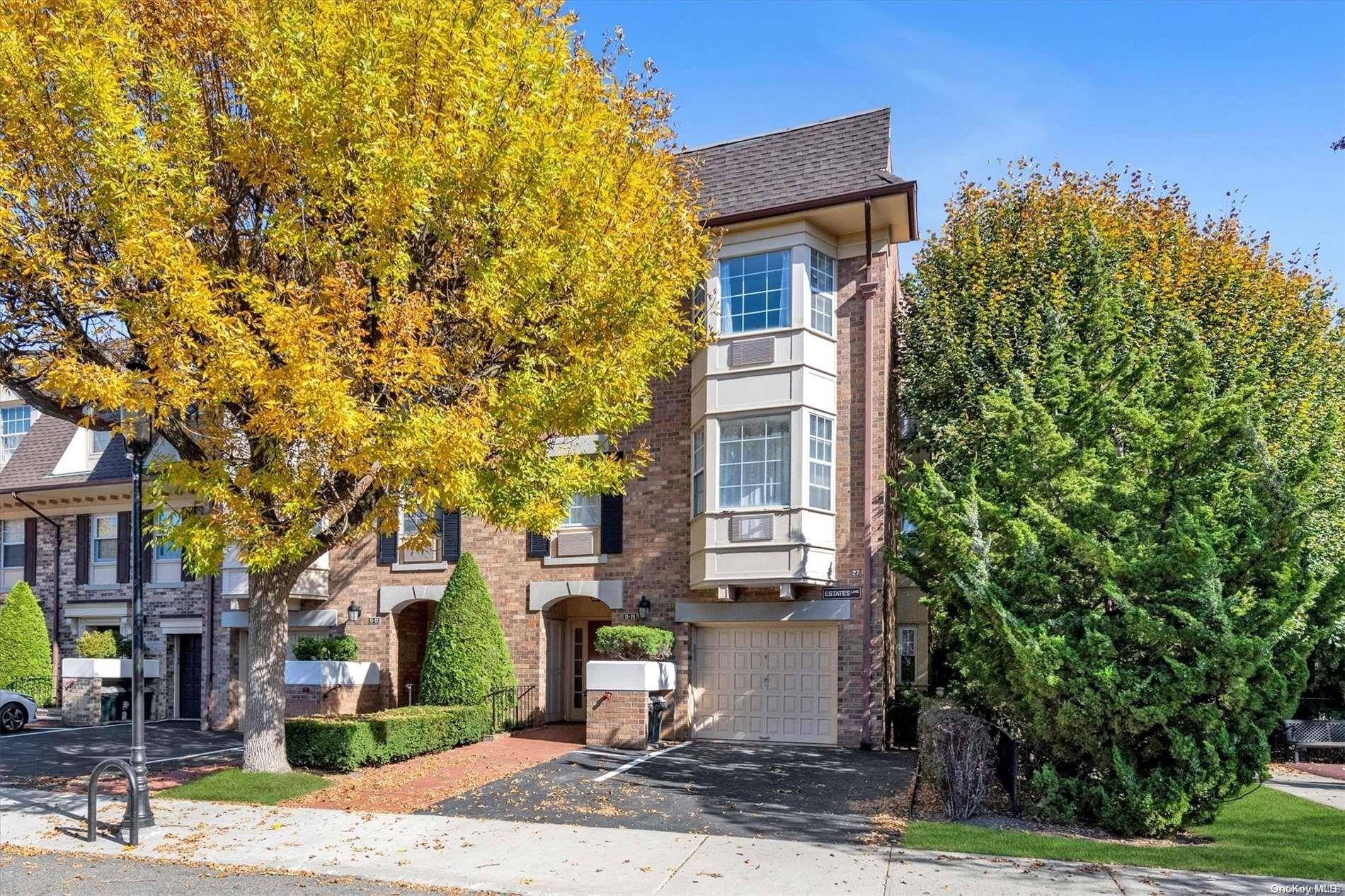 13-25 Estates LN #3F, Bayside, NY 11360