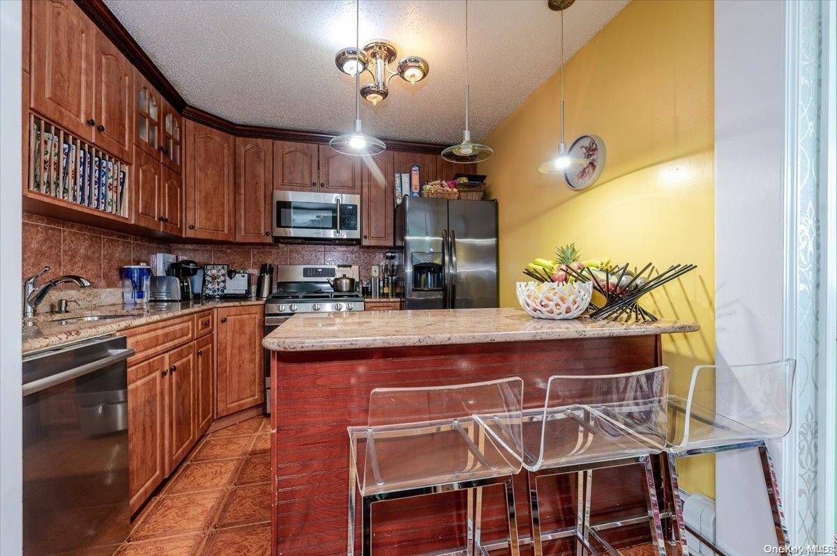 107-29 Union Hall ST, Jamaica, NY 11433