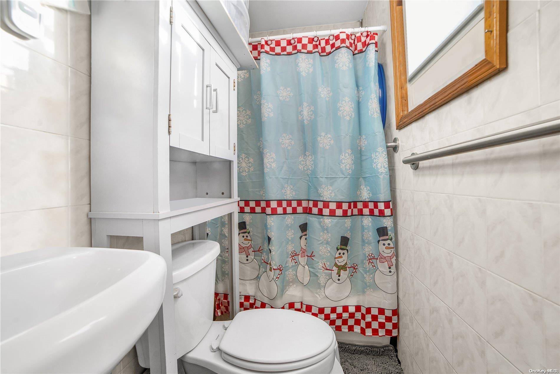 98-22 Alstyne AVE, Corona, NY 11368