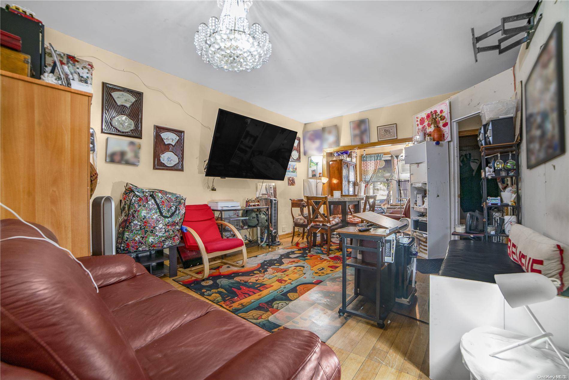 98-22 Alstyne AVE, Corona, NY 11368