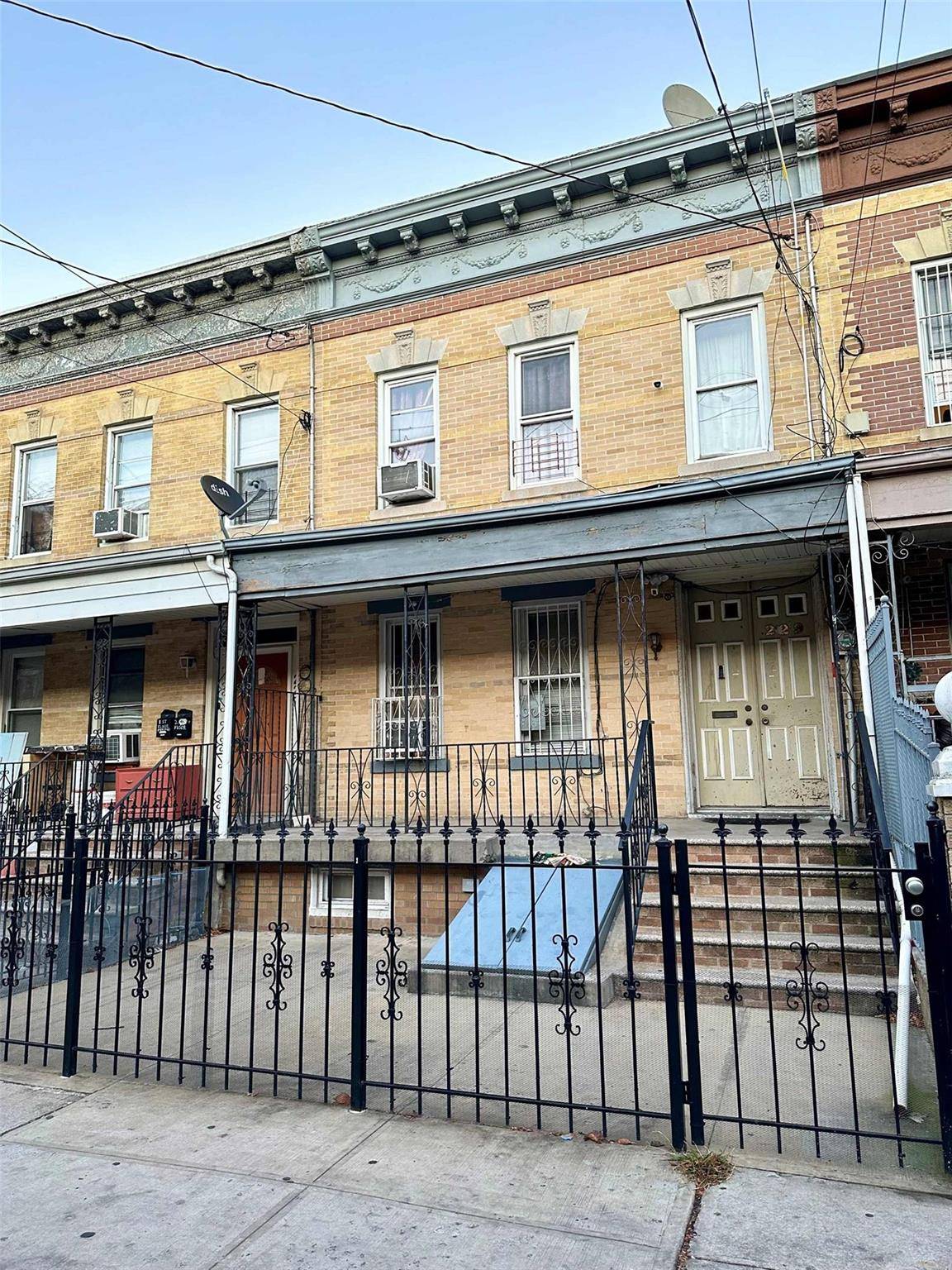 229 Nichols AVE, Brooklyn, NY 11208