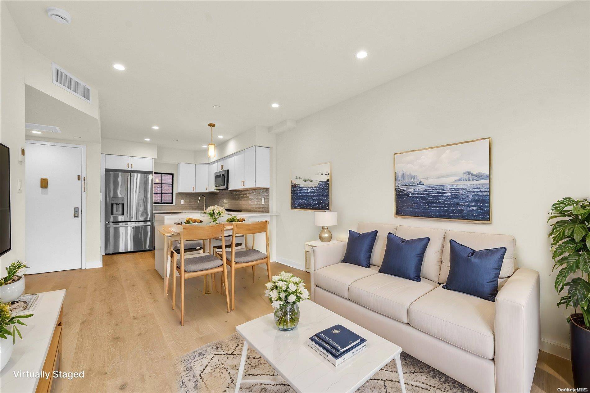 25-25 31st AVE #2A, Astoria, NY 11106