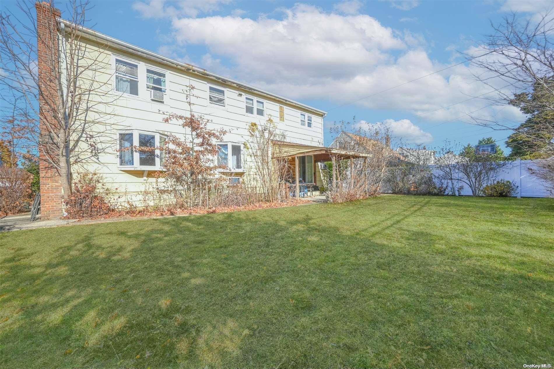 2666 Lexington AVE, East Meadow, NY 11554